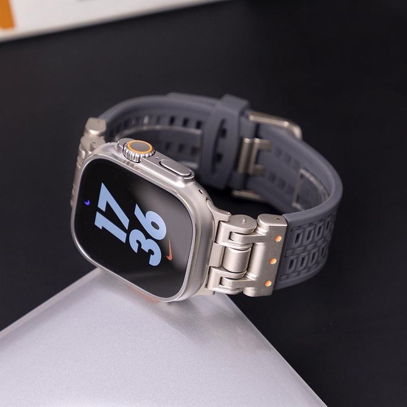 Double Buckle Silicone Band With Zinc Alloy Connector For Apple Watch