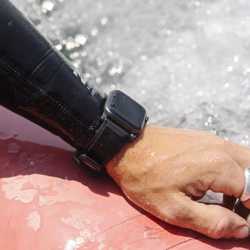 Correa de silicona resistente al agua con diseño de rayas horizontales deportivas para Apple Watch