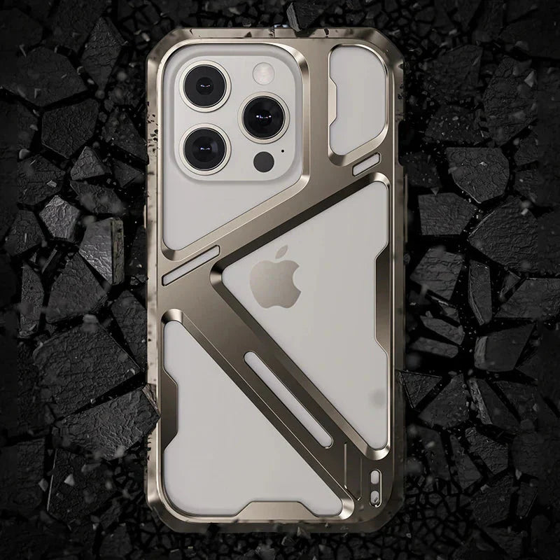 Funda hueca para iPhone con armadura de aleación de titanio 